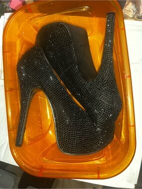 Bordello Teazer-O6R Rhinestone Platform Heels
